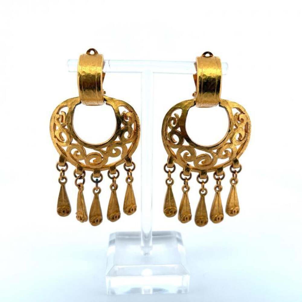 Chanel Cc Logo Clip-On Earrings Metal #247073C11B - Picture 4 of 6